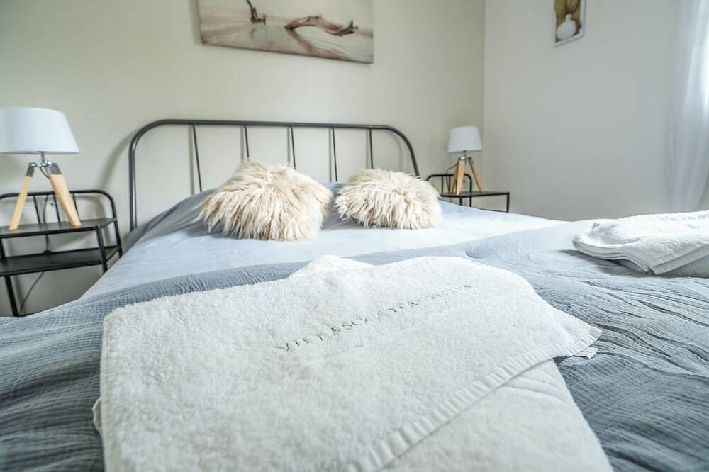 Les Cayrous Villa 4**** in Luzech, Quercy