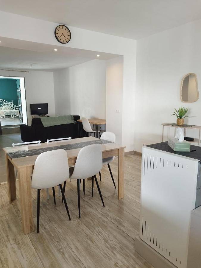 Location de vacances pour 6 personnes, avec jacuzzi et jardin, animaux acceptés dans Fenain