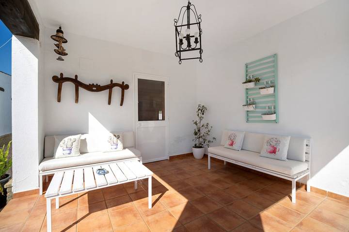 Rural House 'El Sotillo' with Private Pool, Wi-Fi and Air Conditioning in Novo Sancti Petri, Chiclana de la Frontera