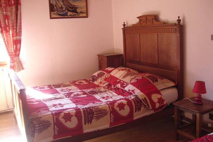 Gîte pour 14 personnes, avec terrasse et jardin à Le Tholy - 2