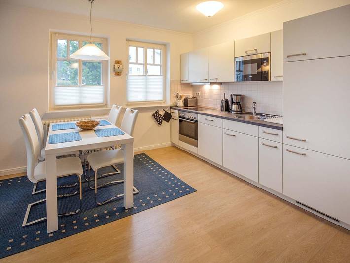 Ferienwohnung für 2 Personen, mit Terrasse und Garten in Binz - 2