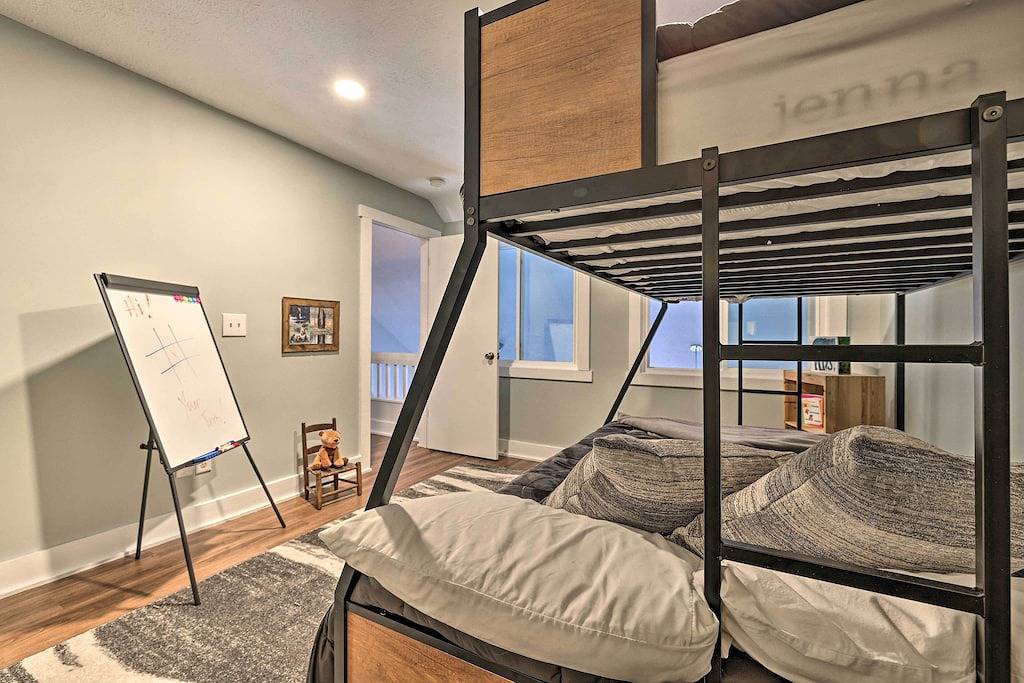 < 1 Mi to Jack Frost: Lake Harmony Townhome! in Blakeslee, Carbon County (PA)