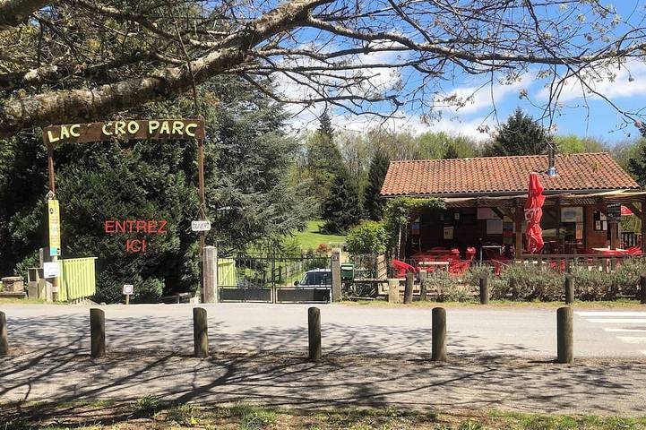 Gîte pour 2 personnes, avec jardin dans Lac des Montagnès - 4