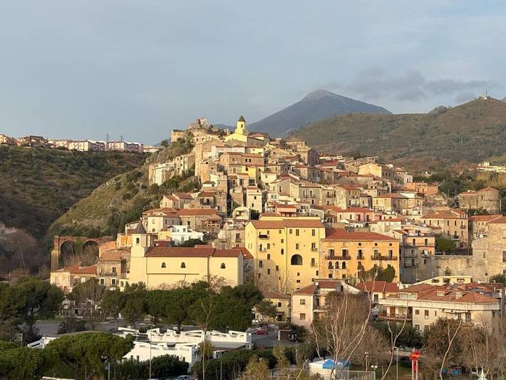Gîte pour 6 personnes, avec vue à Scalea - 2