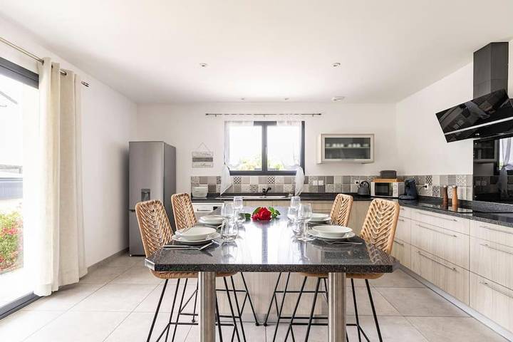 Location de vacances pour 8 personnes, avec jacuzzi et jardin, animaux acceptés à Montans - 4