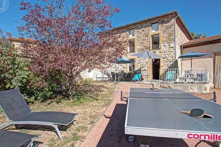 Gîte pour 8 personnes, avec Terrasse et Jardin à Saint-Paul-de-Vézelin