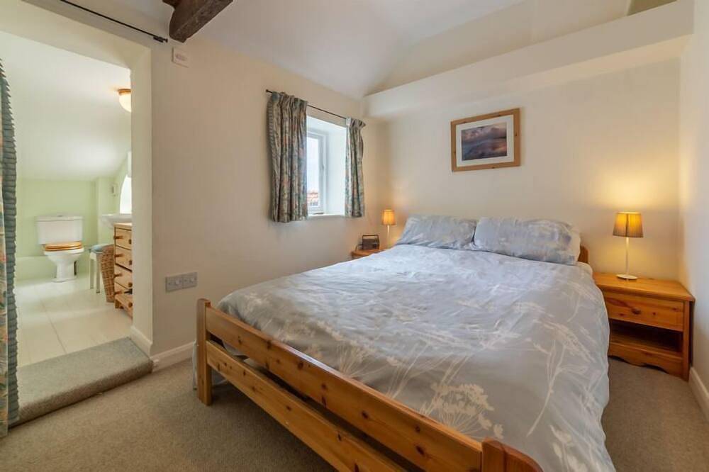 Marram Cottage, Brancaster Staithe, Norfolk in Brancaster Staithe, Norfolk Coast