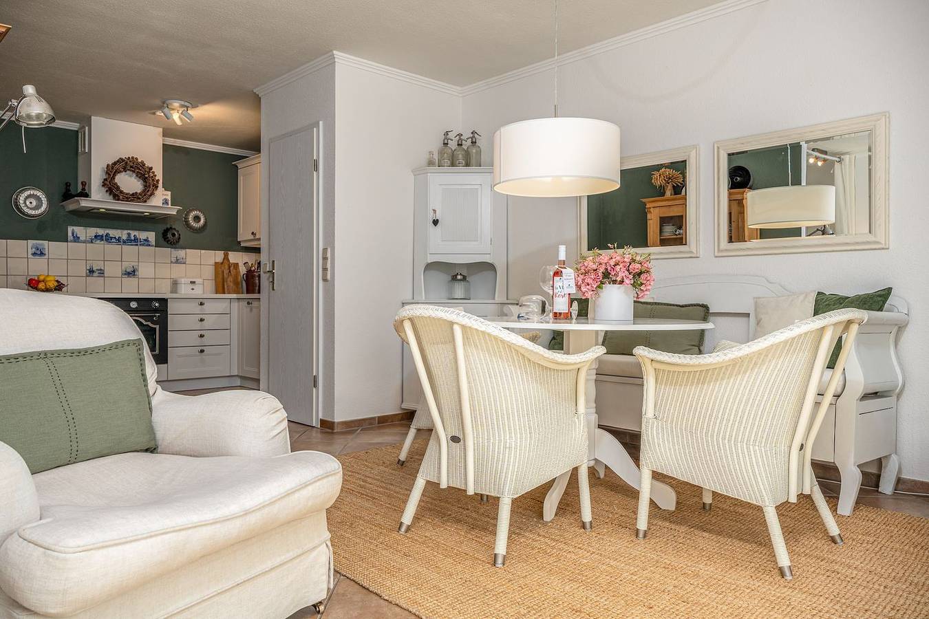 Ganze Wohnung, Romantisch und ruhig gelegen am Bodden- Ferienwohnung Wildrose in Wieck am Darß, Fischland - Darß - Zingst