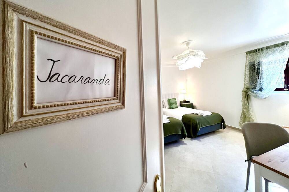 Flh Yucca House Carcavelos Beach in Carcavelos e Parede, Costa de Lisboa