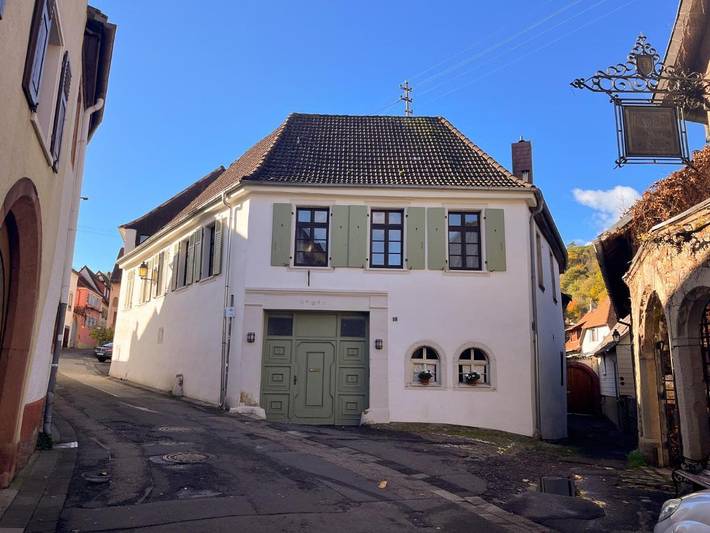 Ferienwohnung für 6 Personen, mit Terrasse und Ausblick, mit Haustier in Hambach (Neustadt)