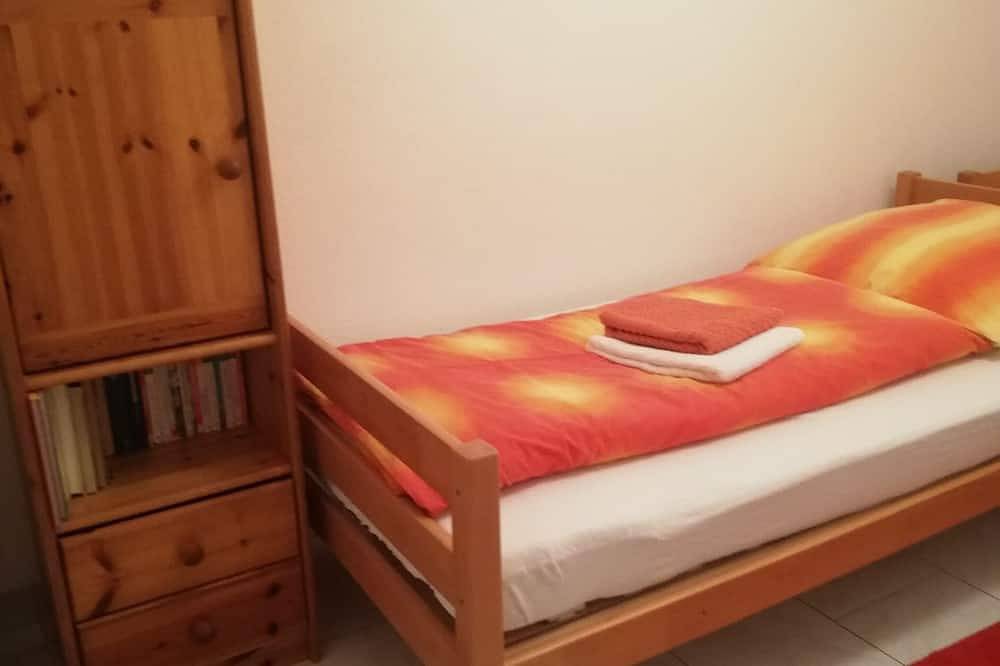 Ganze Wohnung, Ferienwohnung am Bodensee -Kompakt, Idyllisch und Preiswert. in Hödingen, Überlingen
