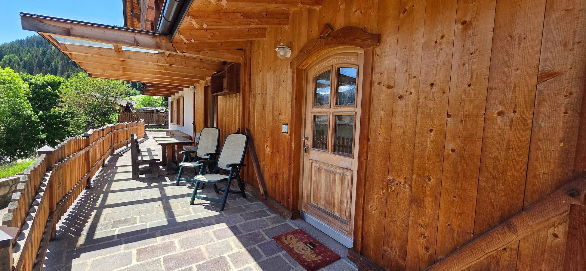 Appartement entier, Appartement 'Cima Undici' avec vue montagne, terrasse partagée et Wi-Fi in Soraga, Dolomiti Superski