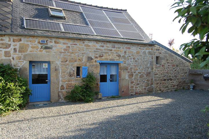 Gîte pour 4 personnes, avec jacuzzi et jardin