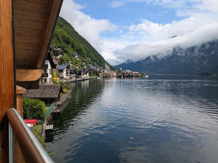 Ferienwohnung für 4 Personen, mit Balkon und Terrasse sowie Seeblick und Ausblick in Hallstatt - 2