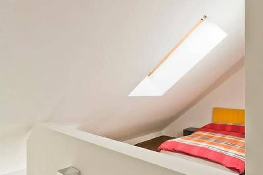 Rustico di vacanza nel nucleo di Moghegno in Maggia, Tessiner Alpen