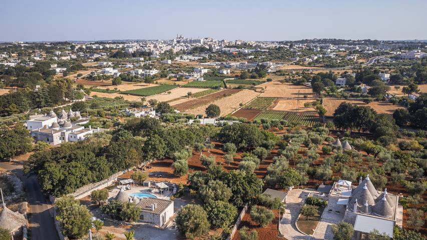 Location de vacances pour 4 personnes, avec jacuzzi et jardin, animaux acceptés à Locorotondo - 3