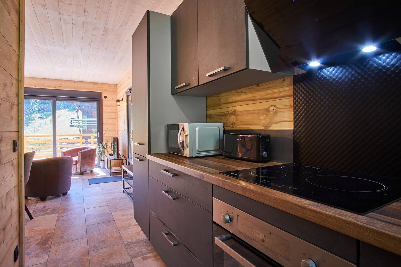 Chalet du Souillet avec vue sur les montagnes, terrasse privée et Wi-Fi in Saint-Pierre-d'Entremont, Isère