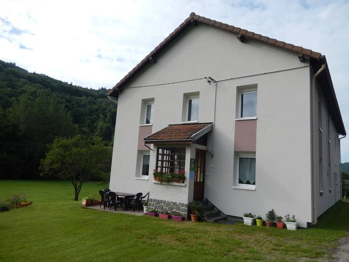 Gîte pour 5 personnes, avec Terrasse et Jardin à Cornimont