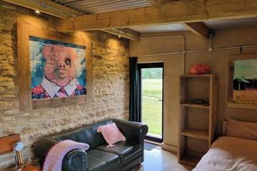 Glamping for 10 People in Thorpe Mandeville, Northamptonshire, Photo 2