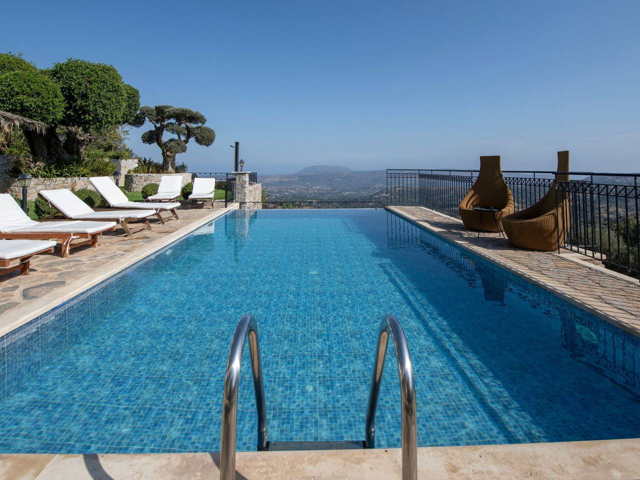 Geroulios Kastro Villa I-"Frei "Beheizter Pool,Meerblick in Chania und Umgebung