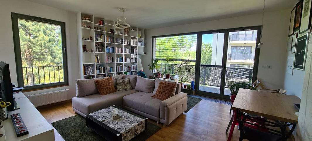 Ferienwohnung für 2 Personen, mit Balkon und Terrasse sowie Ausblick in Bratislava