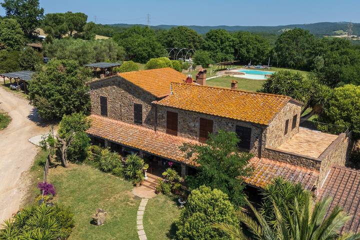 Kamer 'Camera 1 - Campo Ruffaldo' met gedeeld zwembad, wifi en airconditioning in Massa Marittima, Etruskische kust
