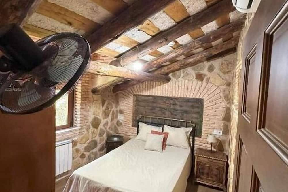 Vut La Greda in Leganiel, Cuenca Province