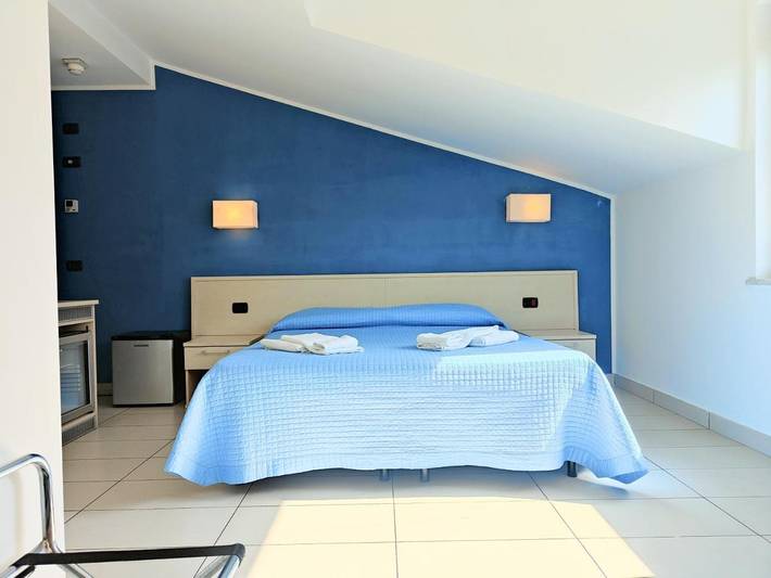 Hôtel pour 2 personnes, avec terrasse, animaux acceptés à Borghetto Santo Spirito - 3