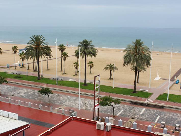 Apartamento de vacaciones para 4 personas, con jardín y terraza además de piscina y piscina para niños, Se admiten mascotas - 1
