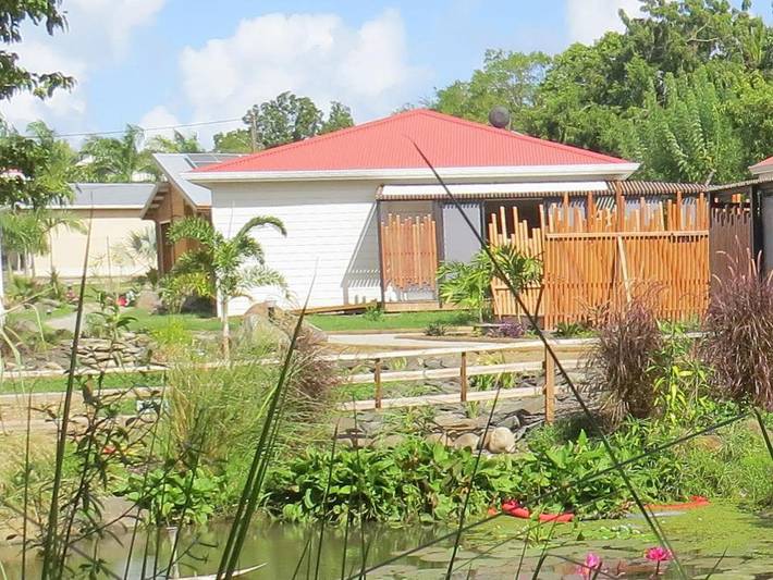 Location de vacances pour 2 personnes, avec jardin et piscine, animaux acceptés à Saint-François - 2