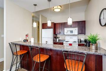 Chalet for 6 Guests in Blue Mountain (Ontario), Lake Huron ON, Picture 1