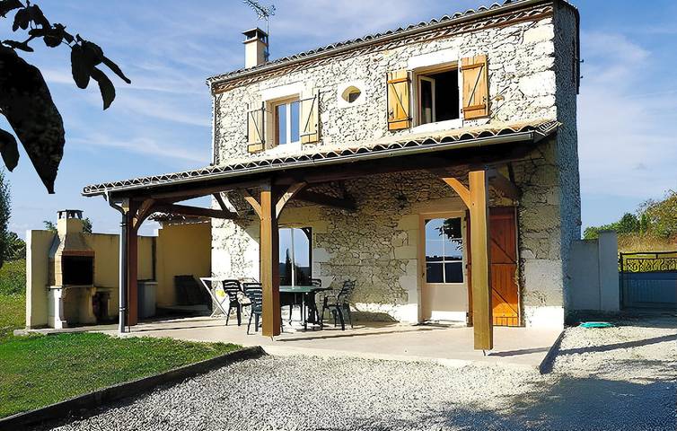 Location de vacances pour 4 personnes, avec terrasse, adapté aux familles à Saussignac