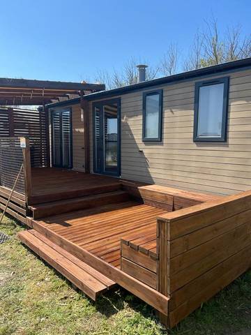 Camping pour 6 personnes, avec vue ainsi que piscine et jardin, animaux acceptés à Torreilles