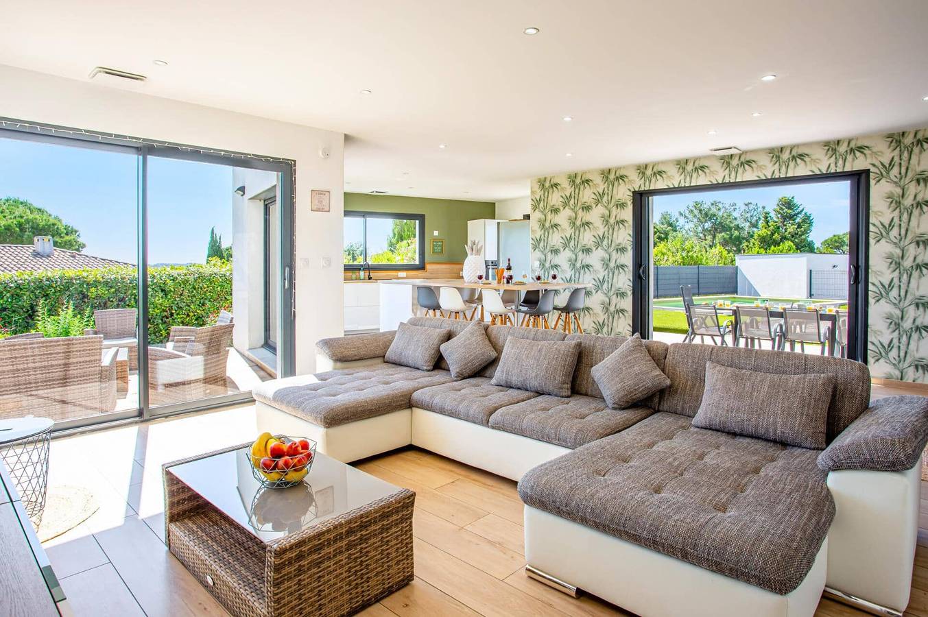 Villa für 8 Personen mit Garten in Tourbes, Côte d'Améthyste