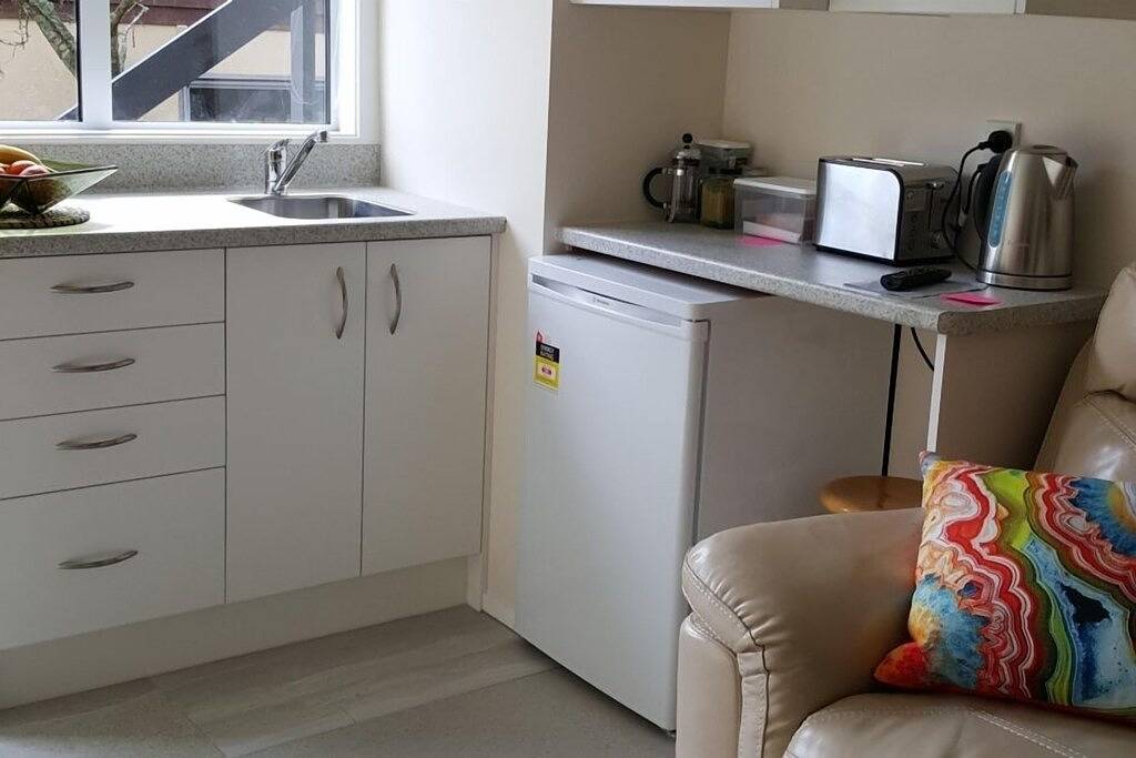 Ganze Wohnung, Attraktives und gemütliches Studio-Apartment mit mindestens zwei Übernachtungen in Wellington City, Wellington