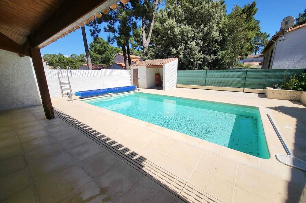 Magnifique villa avec piscine à La Palmyre in La Palmyre, Les Mathes