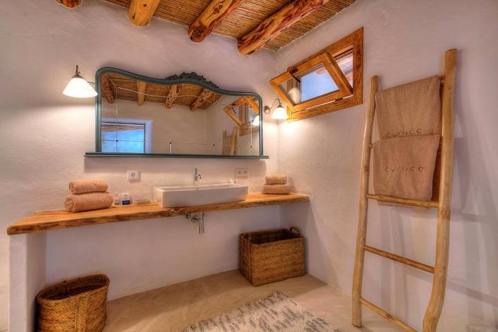 Casa de vacaciones para 10 personas, con piscina además de vistas y jardín en Ibiza - 3