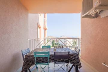 Appartement De Vacances pour 6 Personnes dans L'Île-Rousse, Région de Calvi, Photo 1
