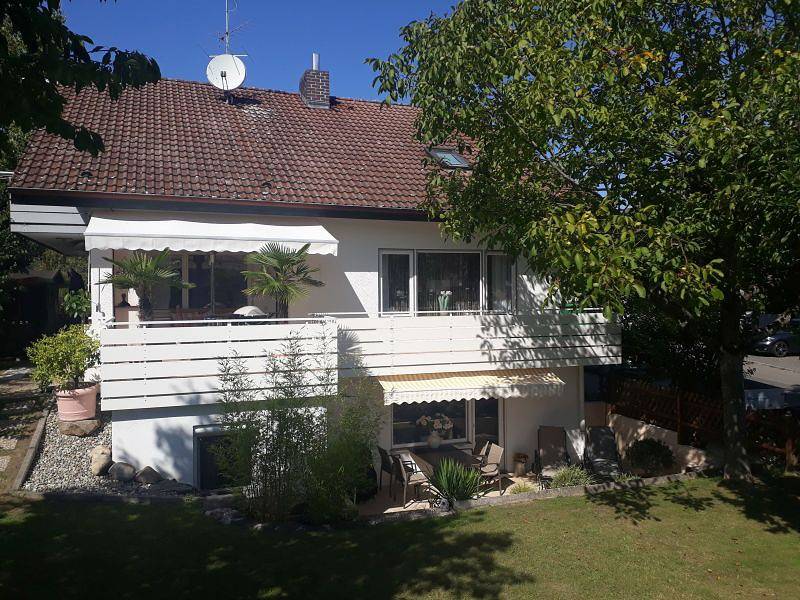 Ganze Ferienwohnung, Haus Behr seenah & ruhig - 3-Zimmer-Wohnung, Terrasse mit Gartenzugang, Ug in Gaienhofen, Untersee