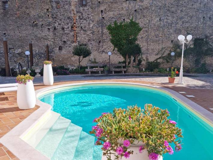 Residence per 3 persone, con panorama e piscina nonché giardino - 1