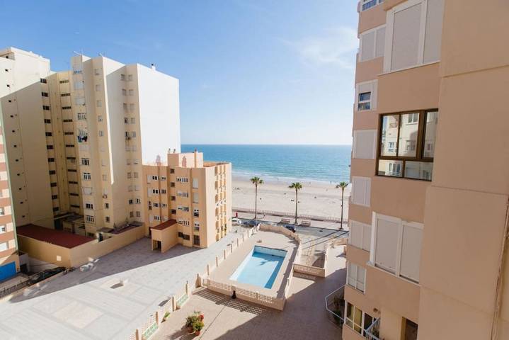 Ferielejlighed for 4 personer, med balkon/terrasse - 1