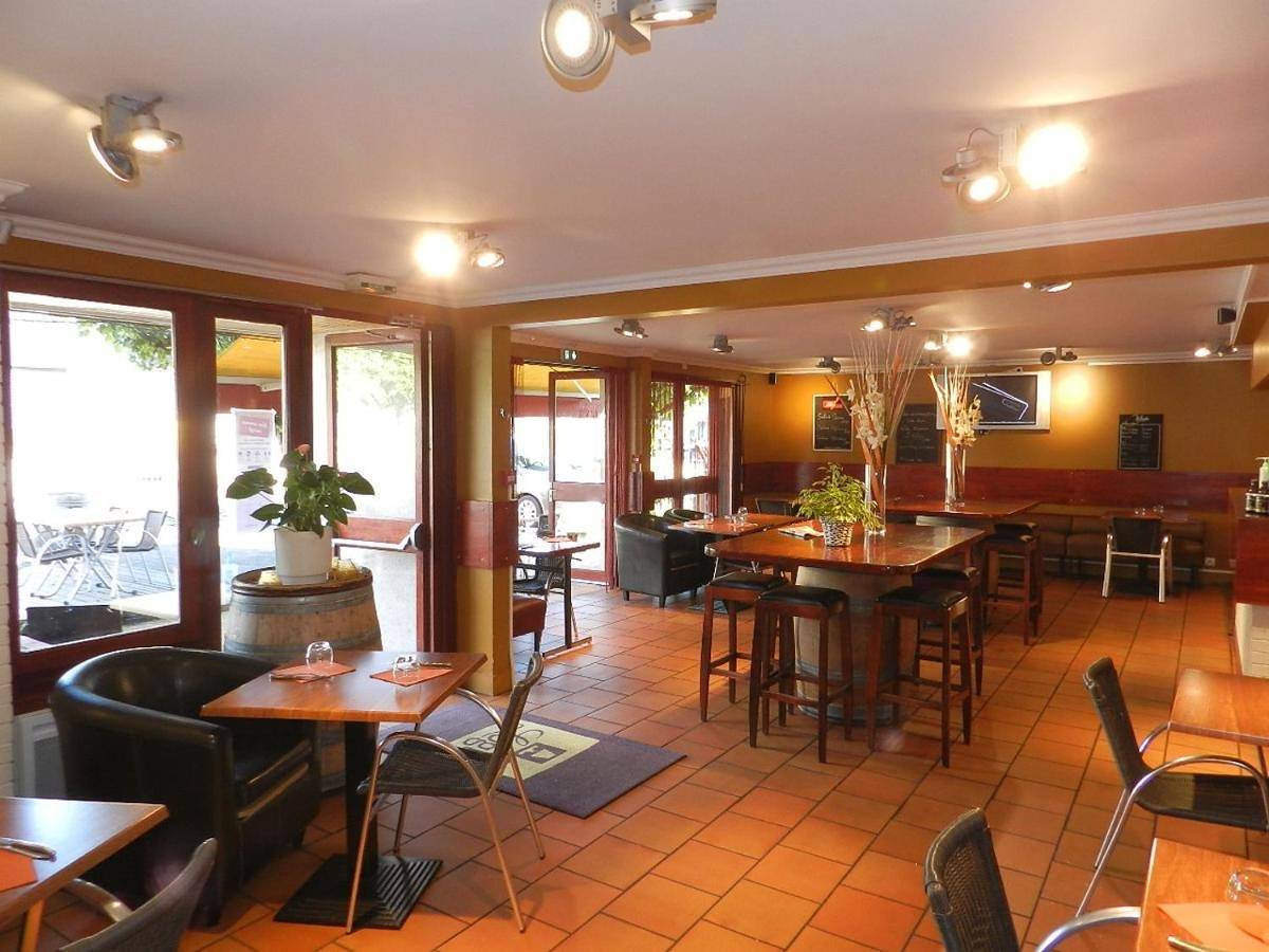 Superior Double Room in Arpajon-sur-Cère, Région d'Aurillac