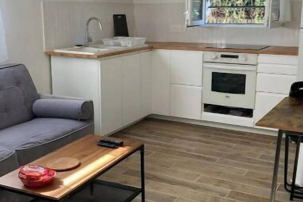 Appartement De Vacances pour 2 Personnes dans Villemomble, Seine-Saint-Denis