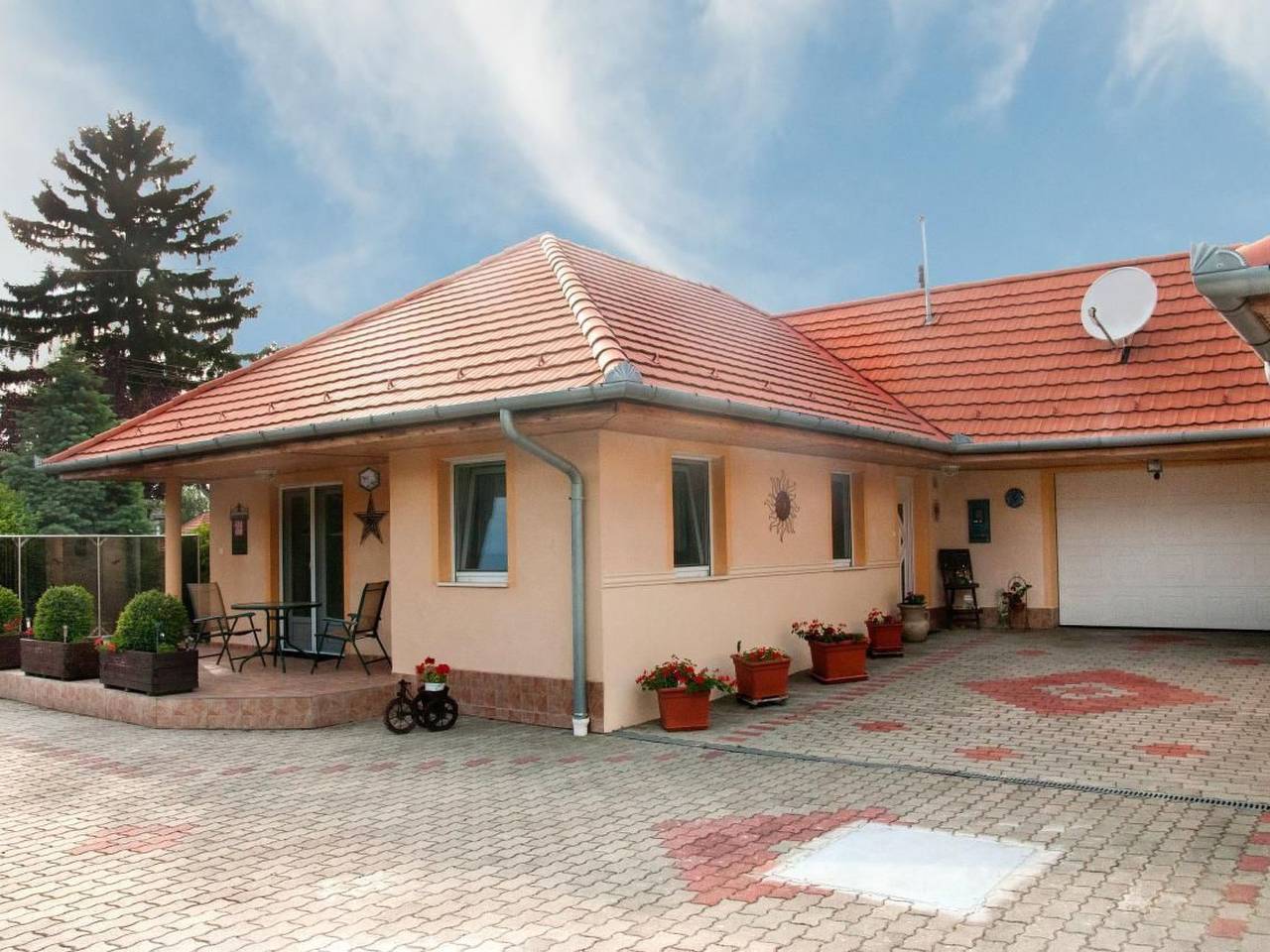 Steffi K in Balatonbereny, Plattensee Südufer