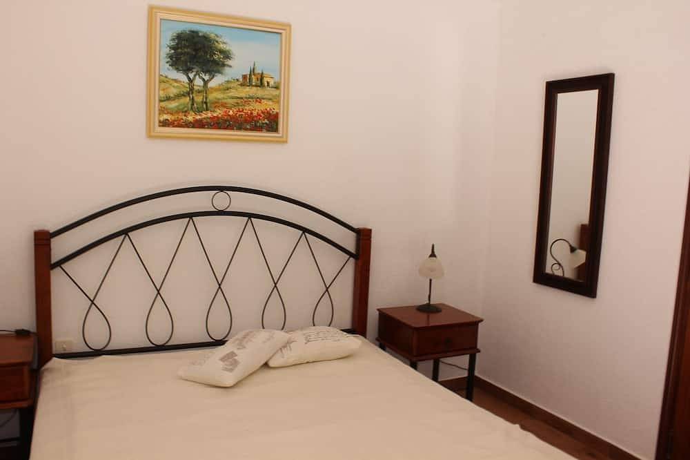 Calme villa avec piscine et vue imprenable sur mer jusqu'à 10 personnes in Cavalaire-sur-Mer, Région de Draguignan