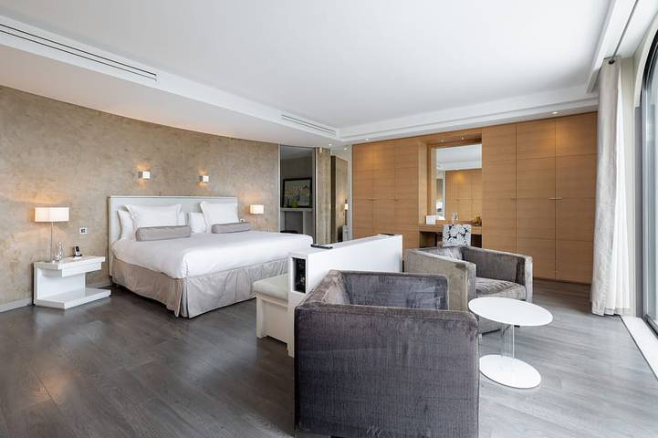 Villa pour 16 personnes, avec jacuzzi ainsi que jardin et terrasse dans Cap Ferrat - 2