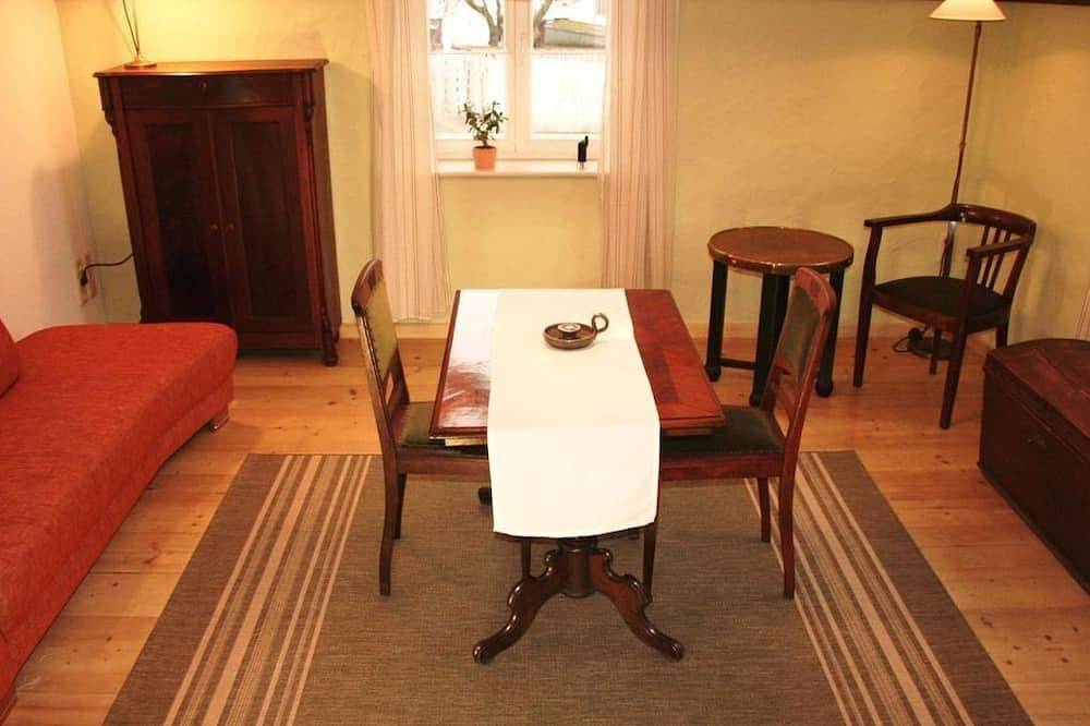 Ganze Wohnung, Kleine Ferienwohnung - Ferienwohnung \"Zum Karzl\" in Neudorf, Sehmatal