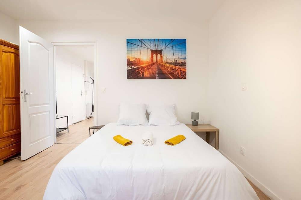 Apartamento entero, Budget Apart City Centre With Parking in Charleville-Mézières, Ardenas