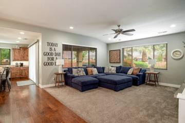 Vacation Rental for 32 Guests in Santa Clara (UT), Zion National Park, Picture 3