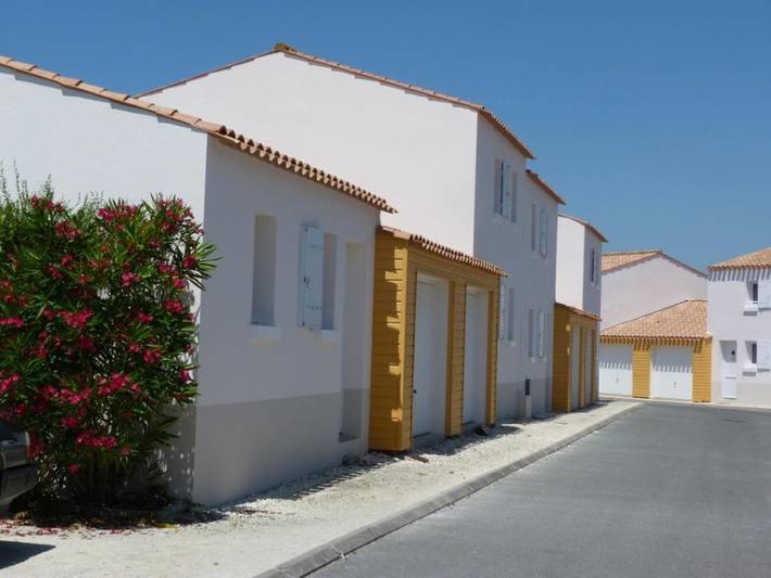 Parc de vacances pour 8 personnes, avec piscine en Charente-Maritime - 3